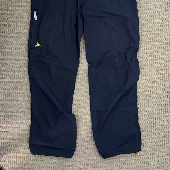 Vintage Y2K Airwalk Adjustable Parachute Joggers in Navy with Yellow Details - Picture 2 of 10